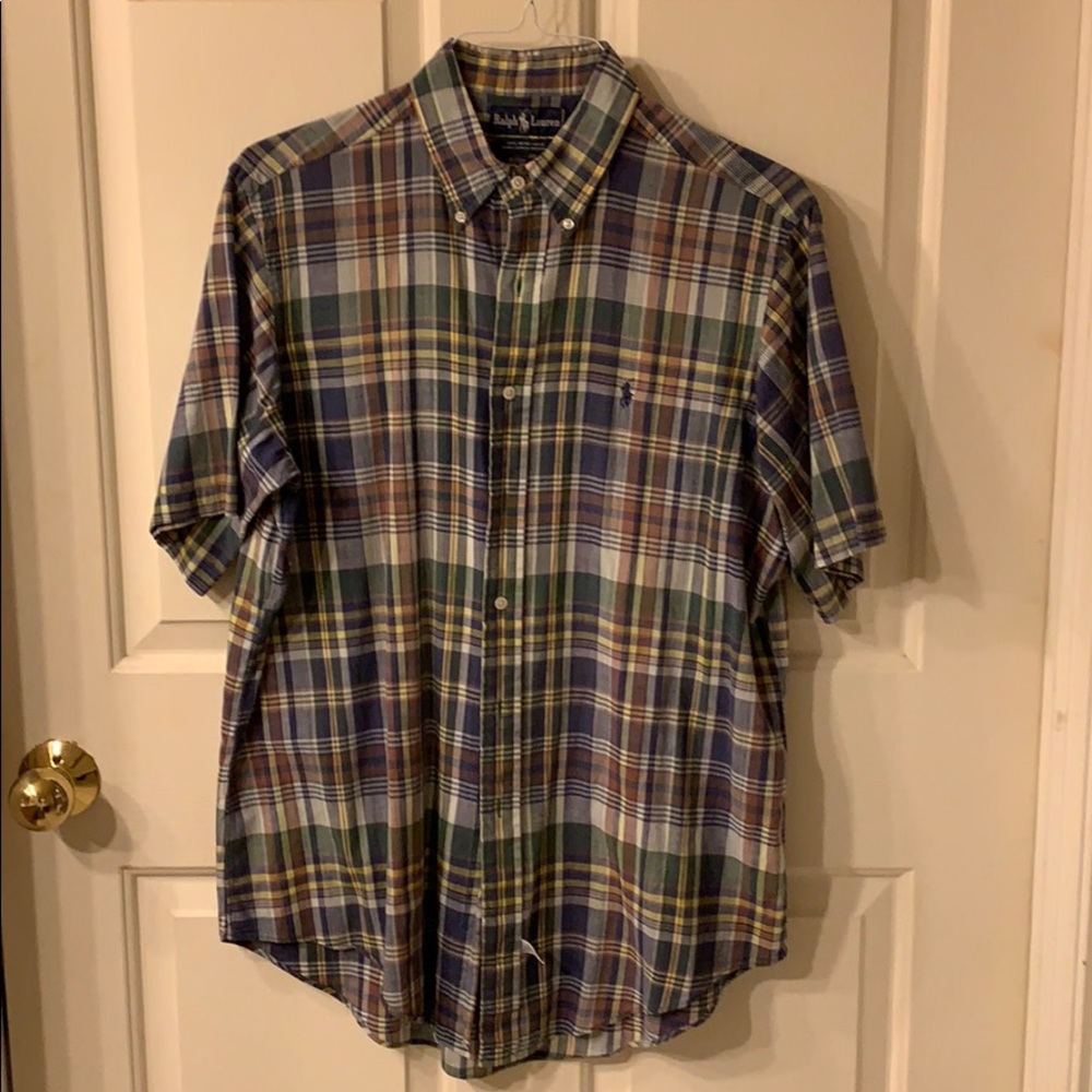 Men’s plaid Short sleeve dress shirt
